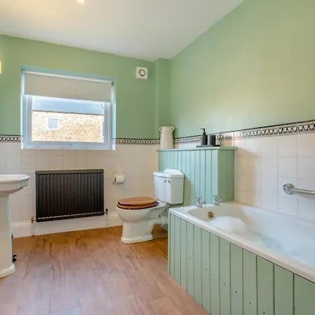 1 Bed In Oc-g33754 * Crayke